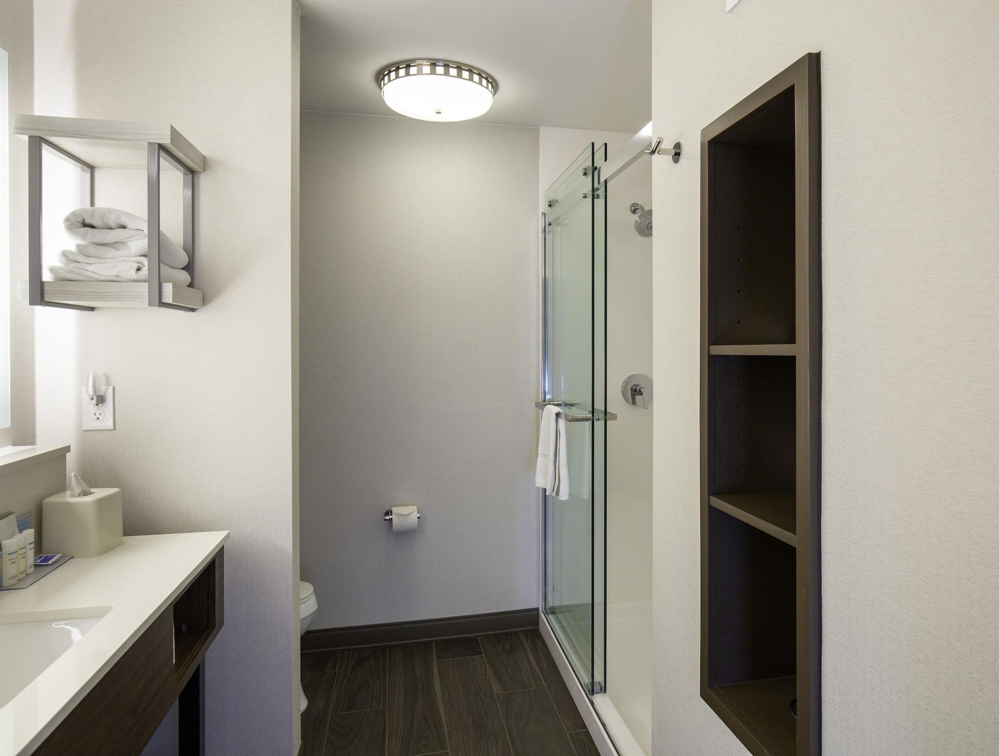 Hampton Inn & Suites Windsor-Sonoma Wine Country Buitenkant foto