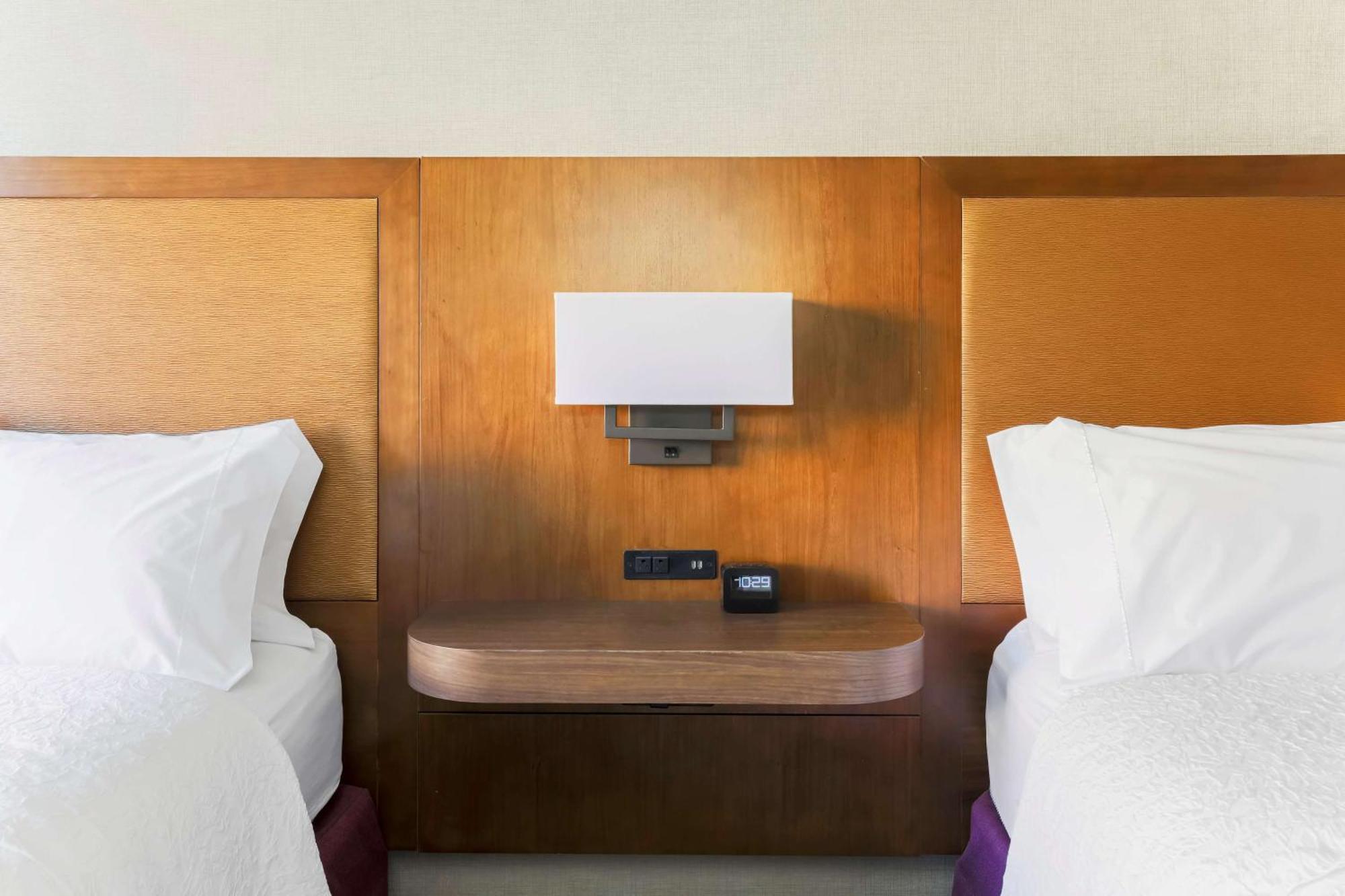 Hampton Inn & Suites Windsor-Sonoma Wine Country Buitenkant foto